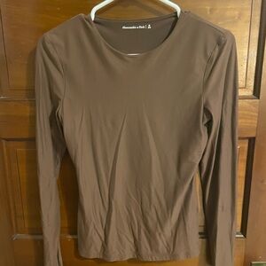 Brown Abacrombie and Fitch long sleeve medium